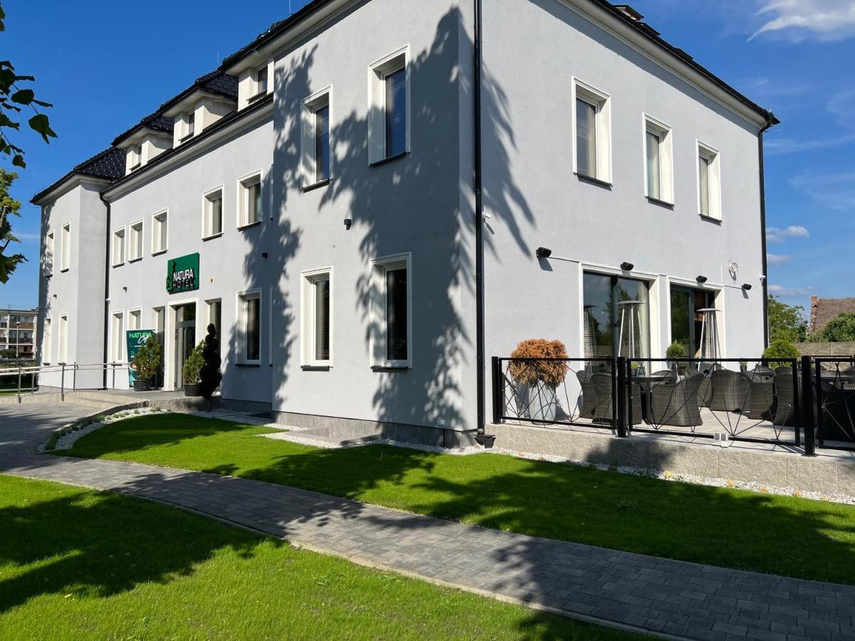 Hotel Natura Slonsk Ngoại thất bức ảnh