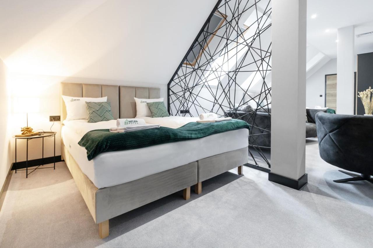 Hotel Natura Slonsk Ngoại thất bức ảnh