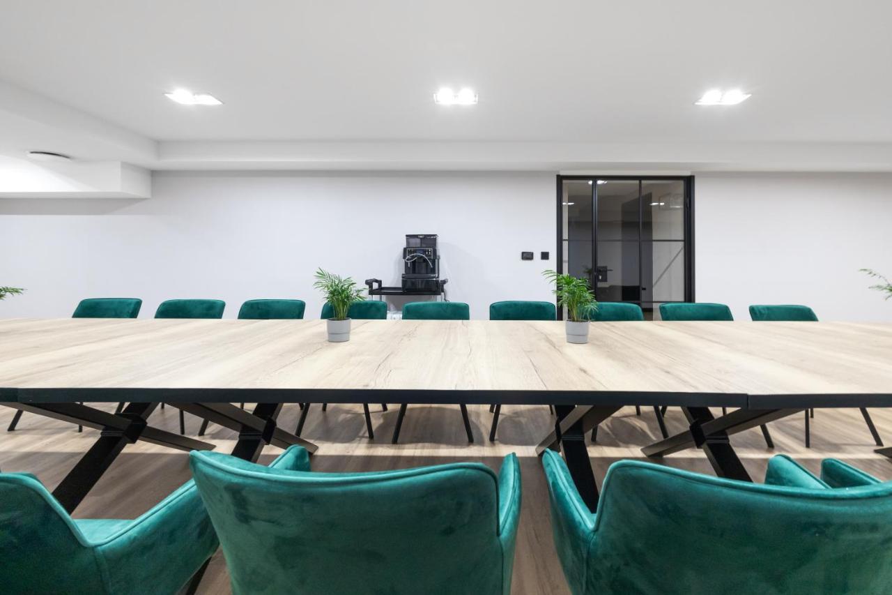 Hotel Natura Slonsk Ngoại thất bức ảnh